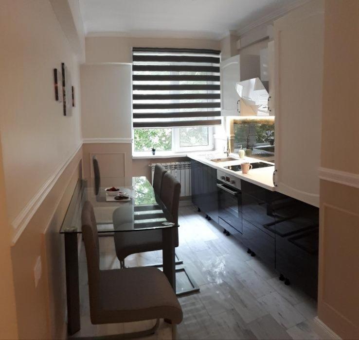 Apartament Ultracentral Apartment Констанца Екстериор снимка